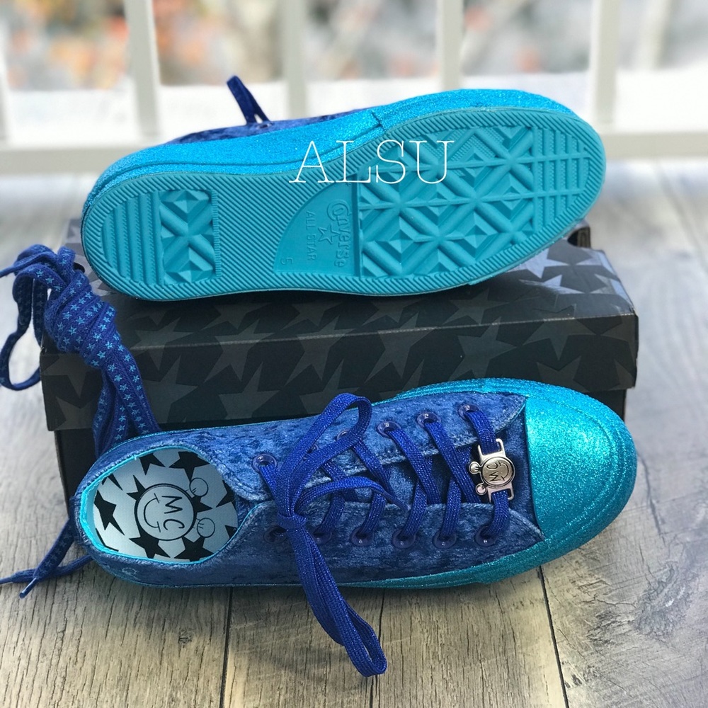 Converse & Miley Cyrus CTAS Lift OX Gnarly Blue Velvet W AUTHENTIC 563721C - Picture 5 of 8